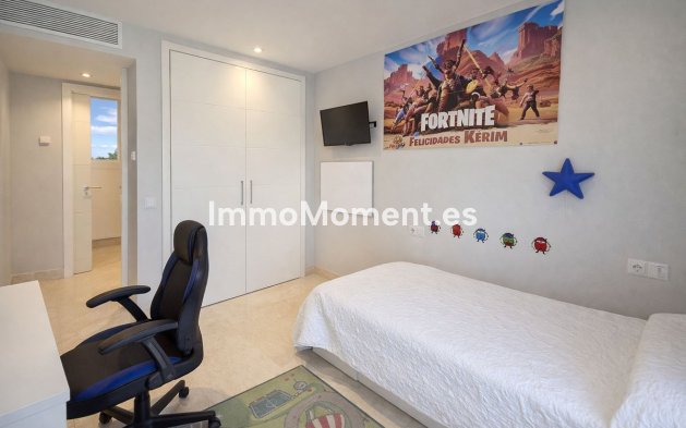 Resale - Apartment - Manilva - La Duquesa