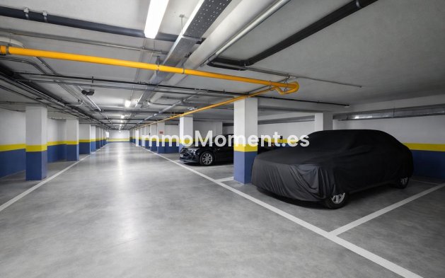 Resale - Apartment - Manilva - La Duquesa