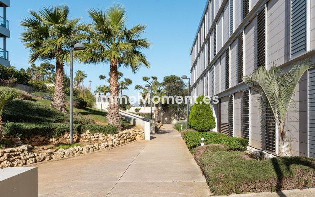 Resale - Apartment - Manilva - La Duquesa
