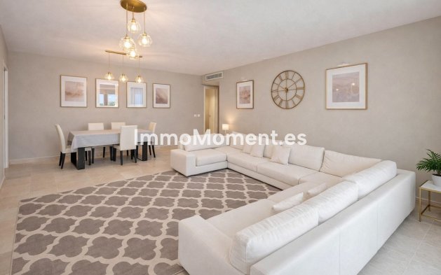 Resale - Apartment - Manilva - La Duquesa