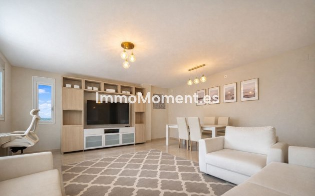 Resale - Apartment - Manilva - La Duquesa