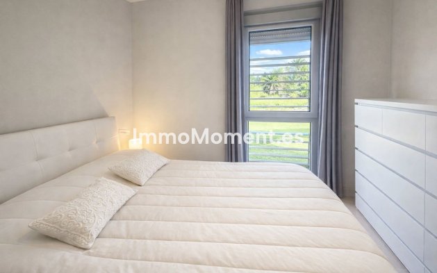 Resale - Apartment - Manilva - La Duquesa