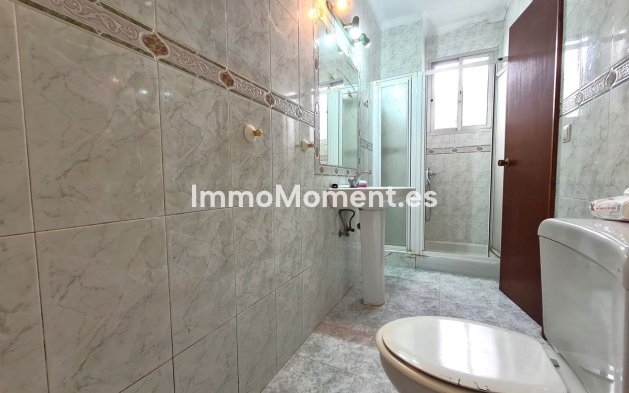 Revente - Villa - Estepona  - Estepona Centro