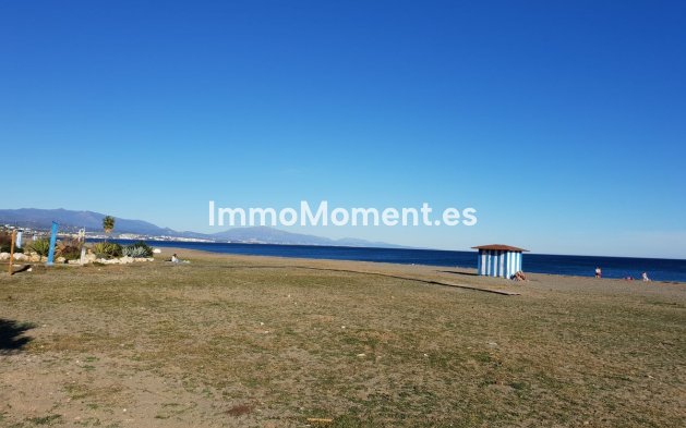 Resale - Apartment - Manilva - La Duquesa