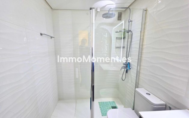 Resale - Apartment - Manilva - La Duquesa