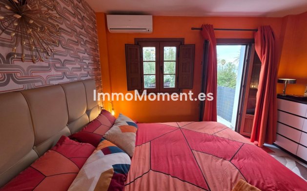 Resale - Apartment - Manilva - La Duquesa