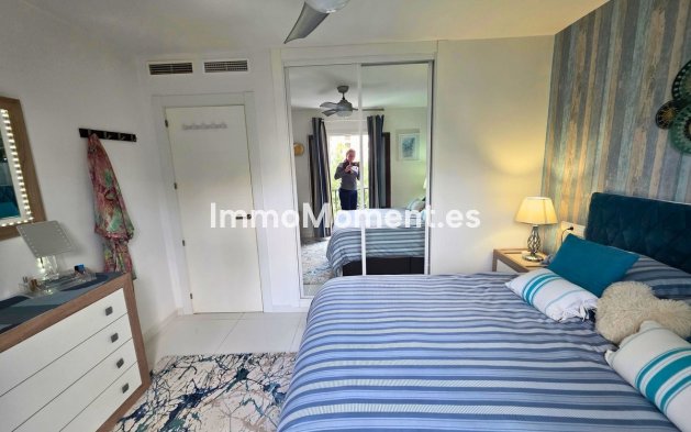 Resale - Apartment - Manilva - La Duquesa