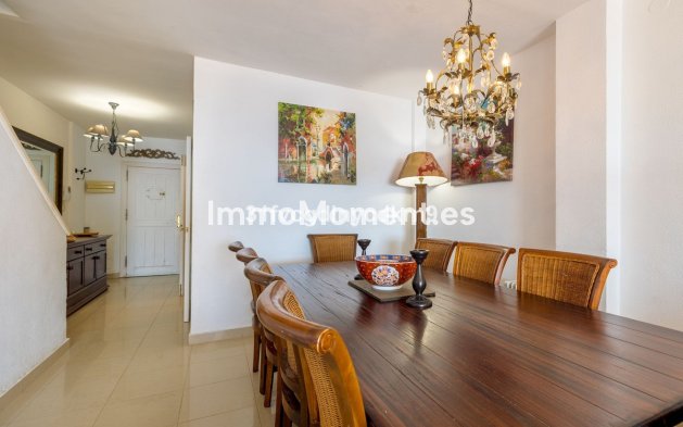 Revente - Maison mitoyenne - Estepona  - Estepona Centro