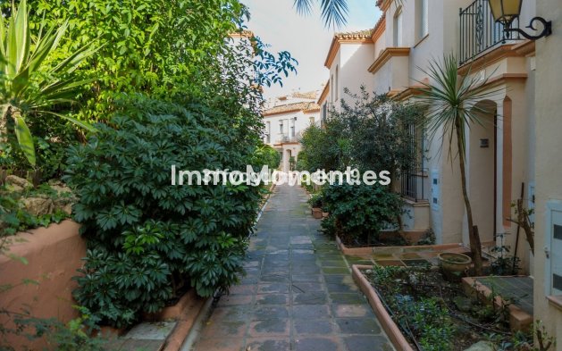 Revente - Maison mitoyenne - Estepona  - Estepona Centro