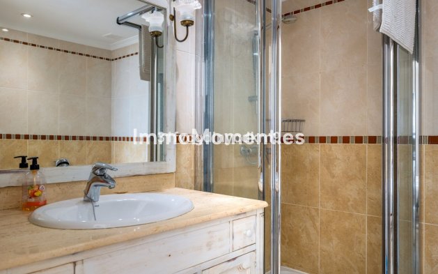 Revente - Maison mitoyenne - Estepona  - Estepona Centro