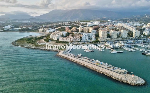 Wiederverkauf - Wohnung - Estepona  - Estepona Centro