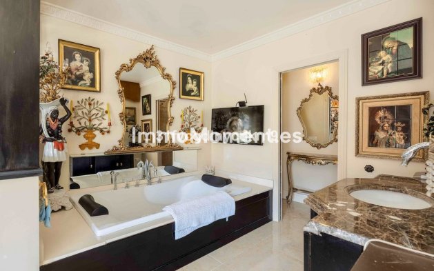 Wiederverkauf - Wohnung - Estepona  - Estepona Centro