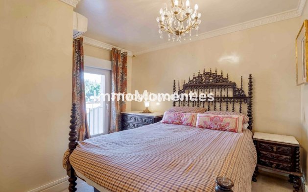 Wiederverkauf - Wohnung - Estepona  - Estepona Centro