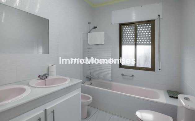 Wiederverkauf - Villa - Estepona  - Estepona Centro