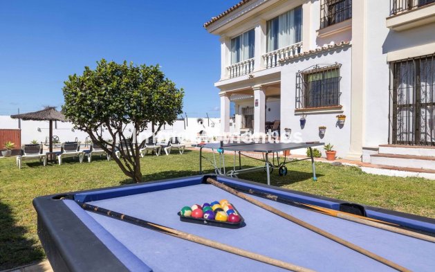 Wiederverkauf - Villa - Estepona  - Estepona Centro