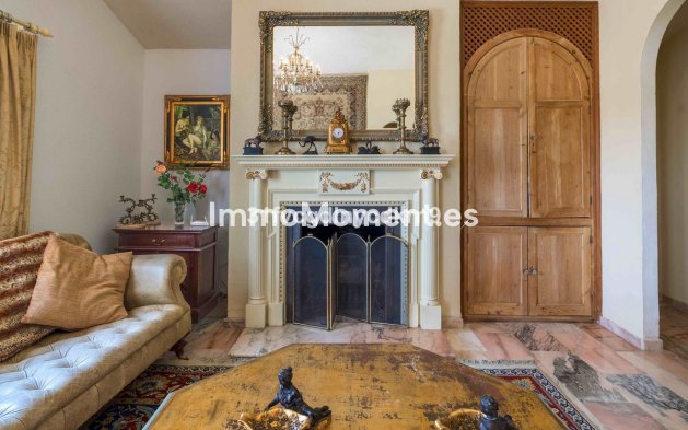 Wiederverkauf - Villa - Estepona  - Estepona Centro