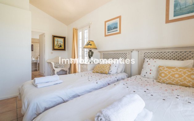 Wiederverkauf - Villa - Estepona  - Estepona Centro