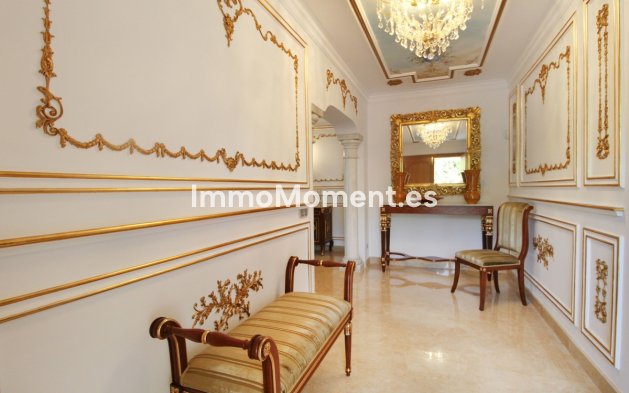 Wiederverkauf - Freistehende Villa - Marbella - Guadalmina Baja
