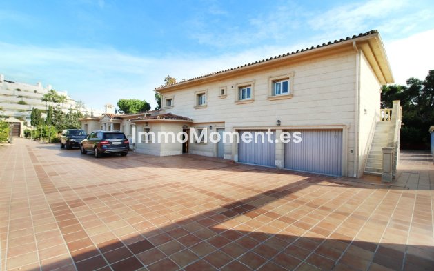 Wiederverkauf - Freistehende Villa - Marbella - Guadalmina Baja