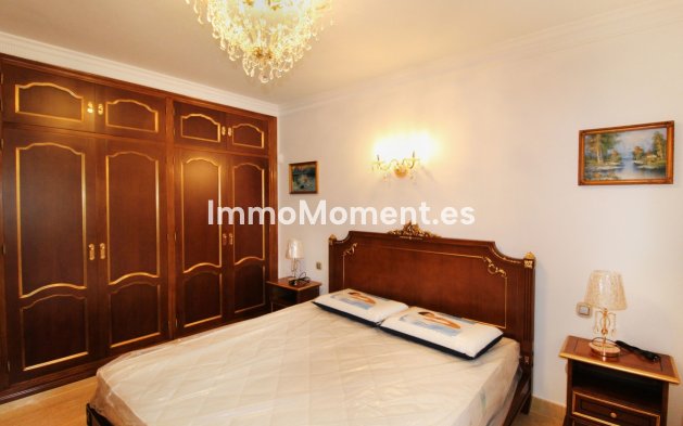 Wiederverkauf - Freistehende Villa - Marbella - Guadalmina Baja