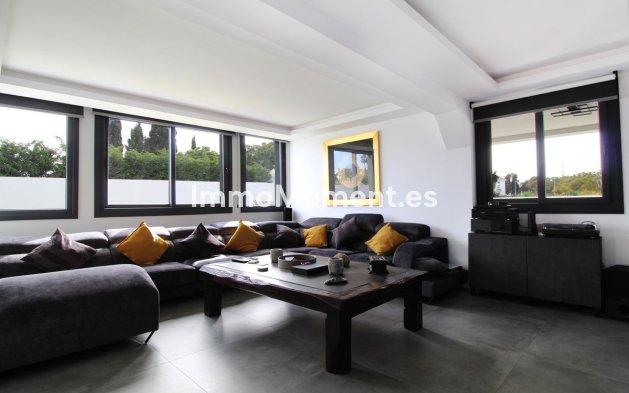 Resale - Villa - Marbella - San Pedro de Alcántara