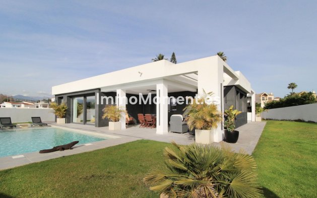 Resale - Villa - Marbella - San Pedro de Alcántara