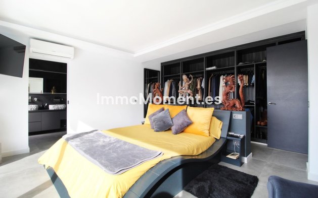 Resale - Villa - Marbella - San Pedro de Alcántara