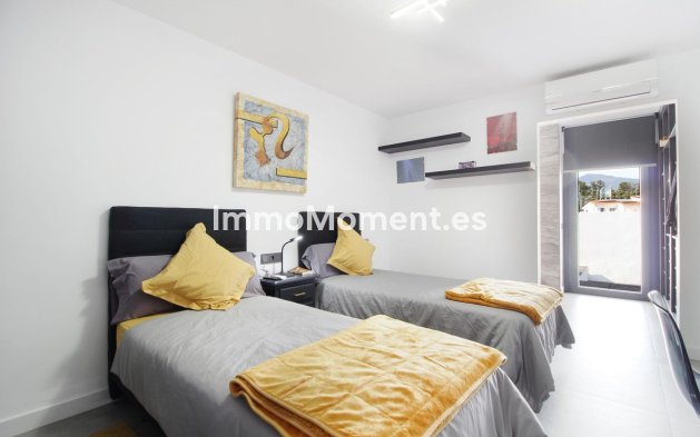 Resale - Villa - Marbella - San Pedro de Alcántara