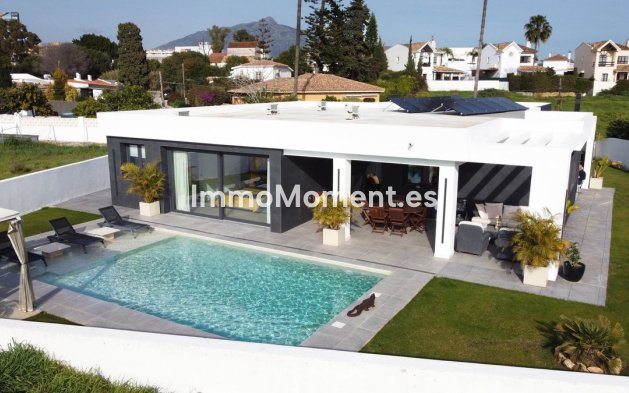 Resale - Villa - Marbella - San Pedro de Alcántara