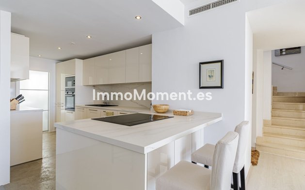 Wiederverkauf - Wohnung - Marbella - Nueva Andalucía