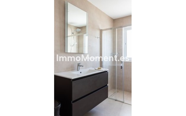 Resale - Villa - Benalmadena - La Capellania