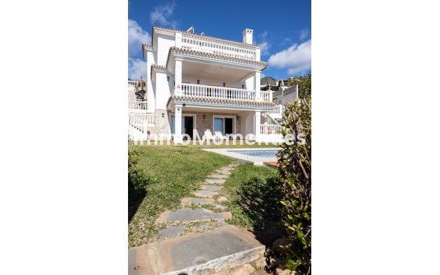 Resale - Villa - Benalmadena - La Capellania