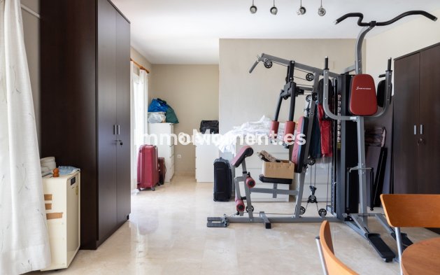 Resale - Villa - Benalmadena - La Capellania