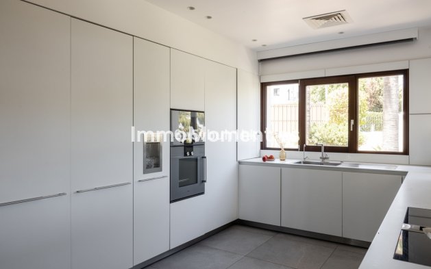 Revente - Villa - Marbella - Hacienda Las Chapas