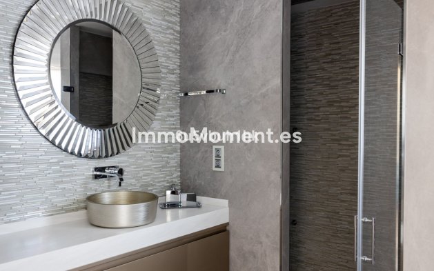 Revente - Villa - Marbella - Hacienda Las Chapas