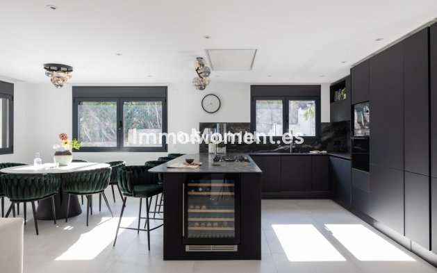 Resale - Villa - Benahavís - La Quinta