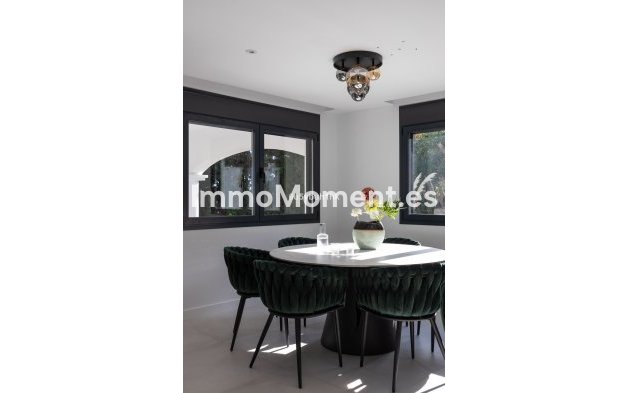 Resale - Villa - Benahavís - La Quinta