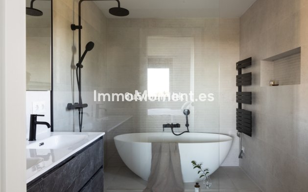 Resale - Villa - Benahavís - La Quinta