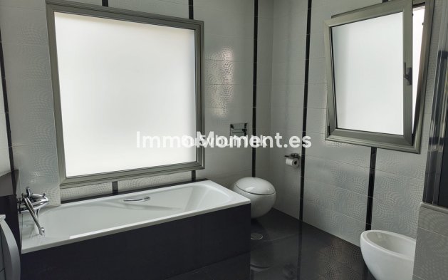 Wiederverkauf - Villa - Benalmadena - Benalmadena Centro