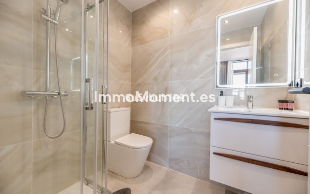 Revente - Appartement - Estepona  - Estepona Centro