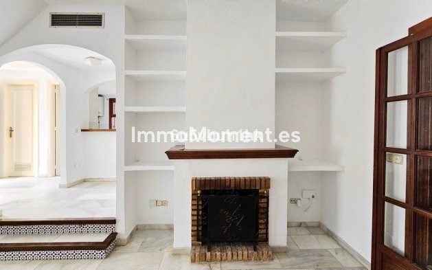 Revente - Maison mitoyenne - Estepona  - Estepona Centro