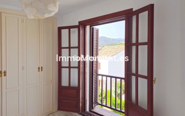 Revente - Maison mitoyenne - Estepona  - Estepona Centro