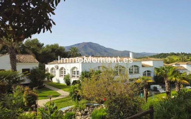 Revente - Maison mitoyenne - Estepona  - Estepona Centro