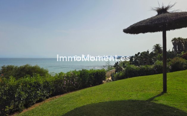 Revente - Maison mitoyenne - Estepona  - Estepona Centro