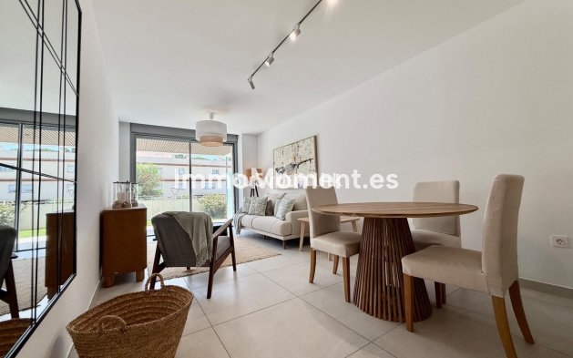 Resale - Apartment - Marbella - Elviria