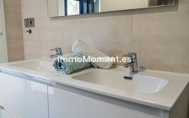 Resale - Apartment - Torremolinos