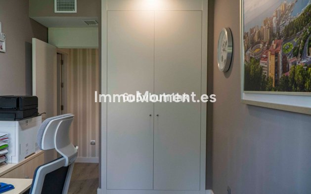 Resale - Apartment - Torremolinos