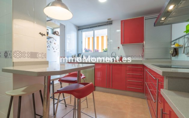 Wiederverkauf - Wohnung - Torremolinos - El Pinillo