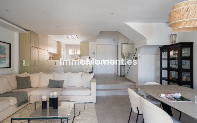 Revente - Maison mitoyenne - Casares - Casares Centro