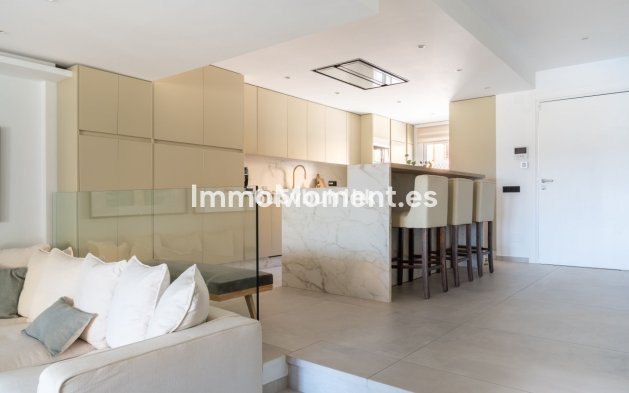 Revente - Maison mitoyenne - Casares - Casares Centro